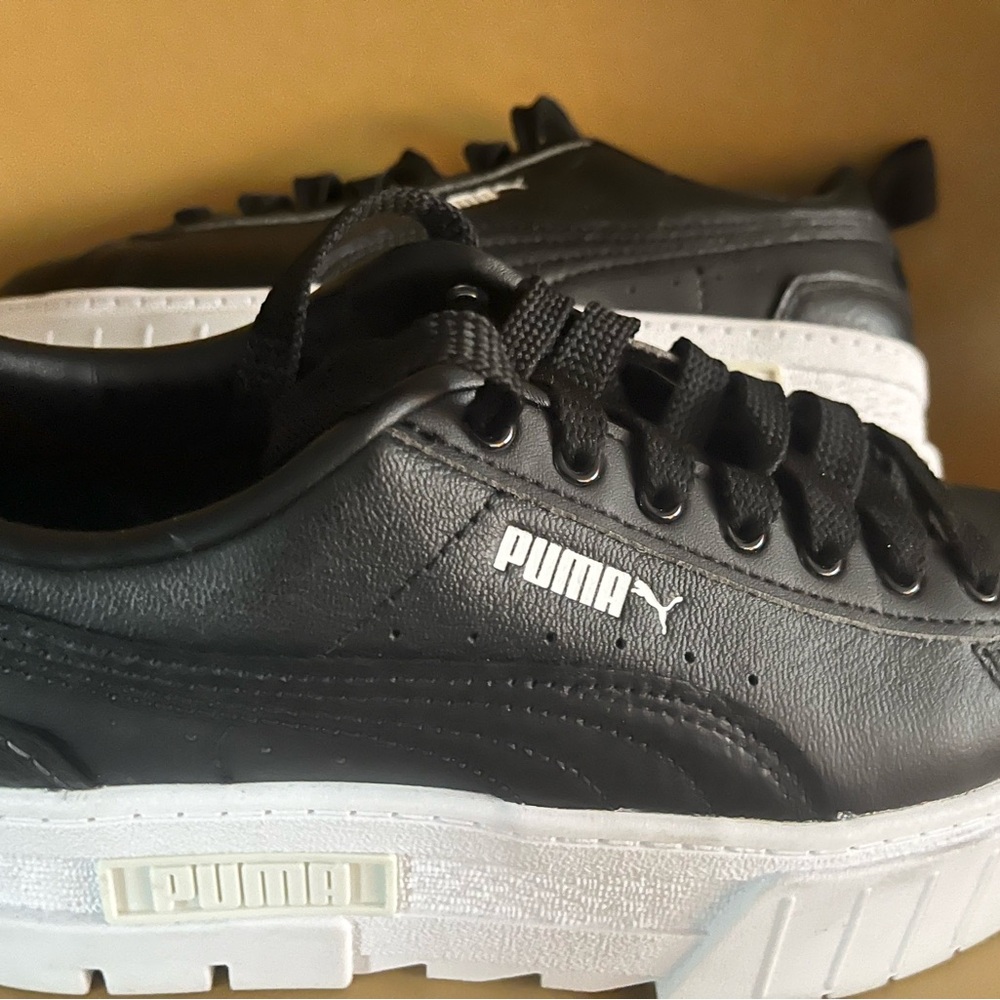 Puma Women’s Leather Black Sneakers
